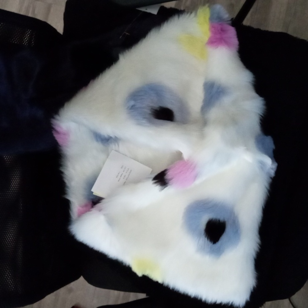 Heurueh Fur Scarf.